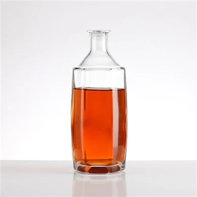 Szklane butelki na alkohol o pojemności 70 cl
